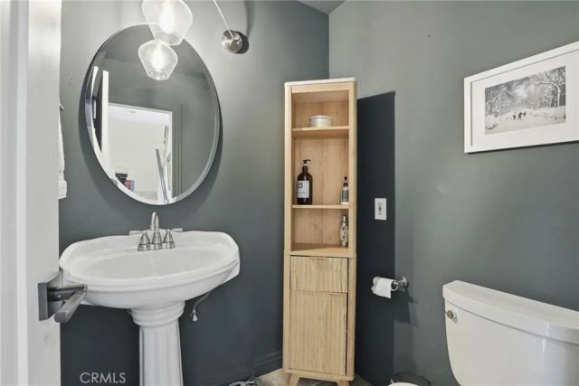 609 Meyer Lane 11, Redondo Beach, CA 90278