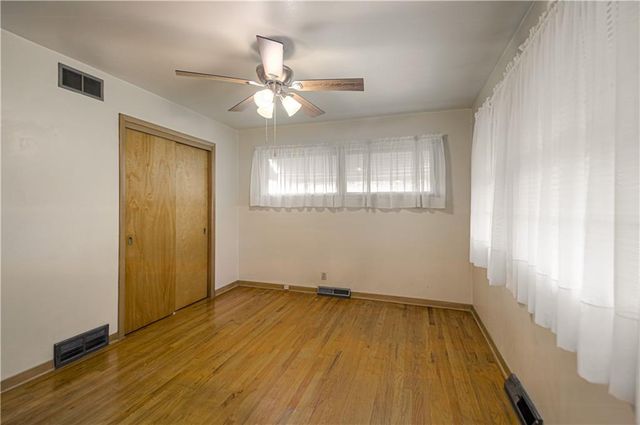 6313 N Michigan Avenue, Gladstone, MO 64118