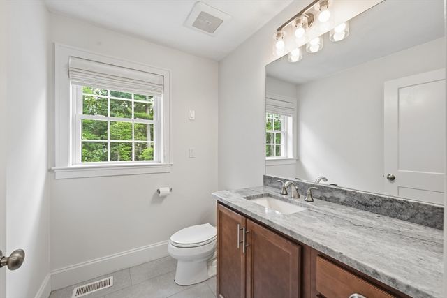 25 Fourth Ave, Billerica, MA 01821
