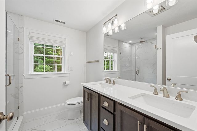 25 Fourth Ave, Billerica, MA 01821