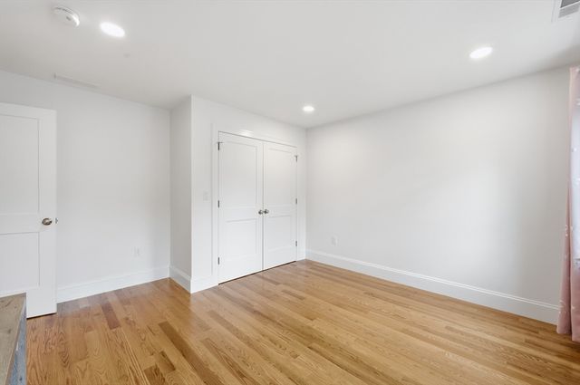 25 Fourth Ave, Billerica, MA 01821