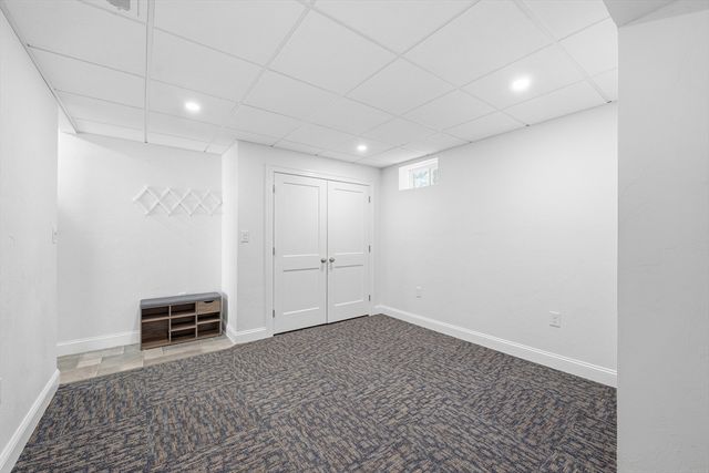 25 Fourth Ave, Billerica, MA 01821