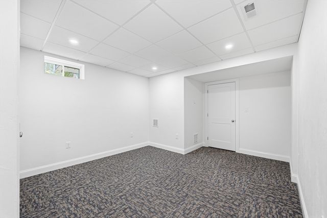 25 Fourth Ave, Billerica, MA 01821