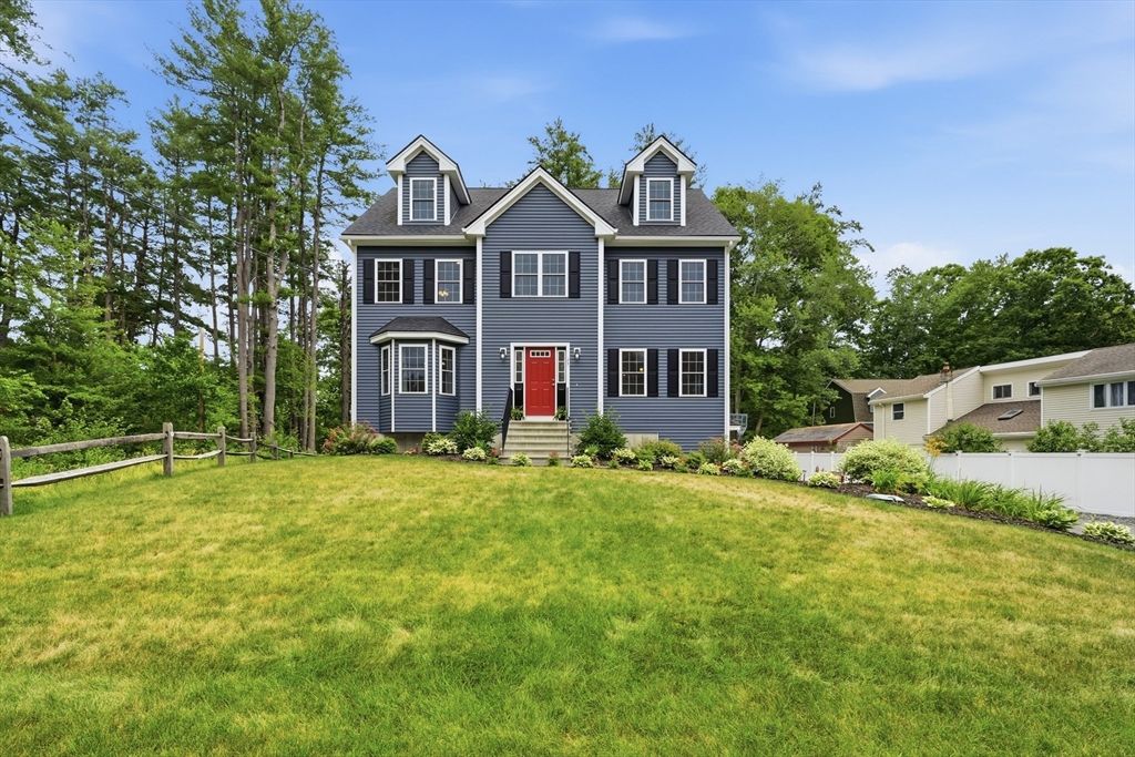 25 Fourth Ave, Billerica, MA 01821