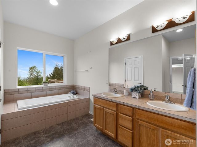 1003 Haven Heights Drive, Sequim, WA 98382