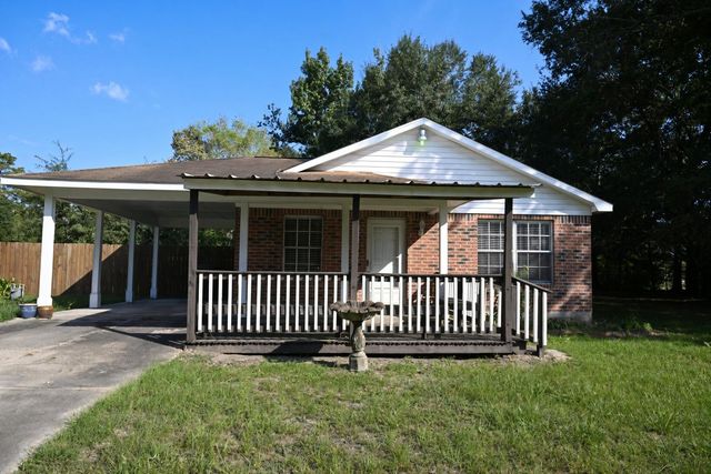 220 N William Barnett Avenue, Cleveland, TX 77327