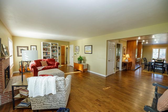 29209 Orange Ave, Escalon, CA 95320