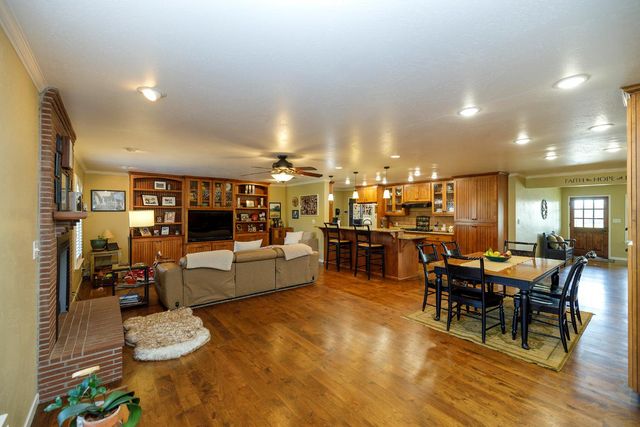 29209 Orange Ave, Escalon, CA 95320