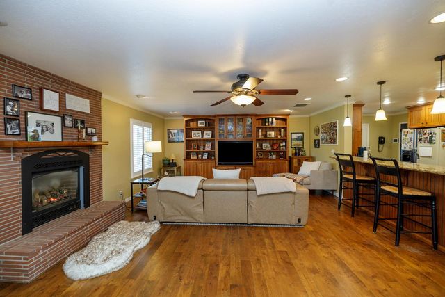 29209 Orange Ave, Escalon, CA 95320