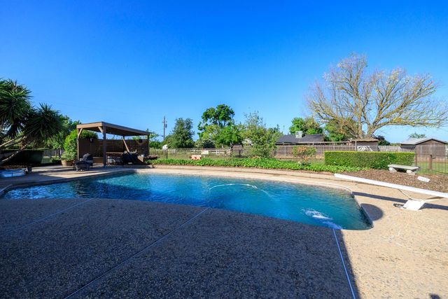 29209 Orange Ave, Escalon, CA 95320