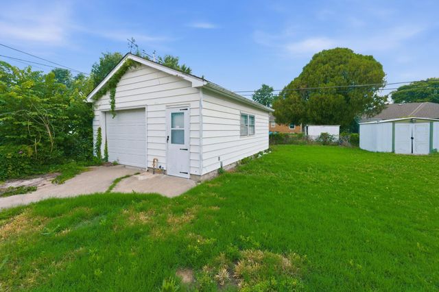 2234 E Rivera, Wichita, KS 67211