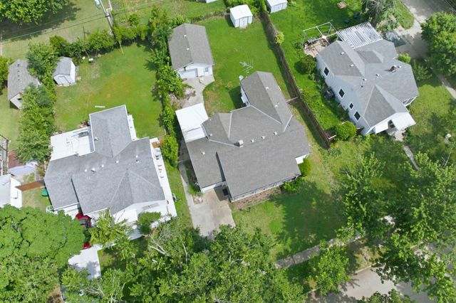 2234 E Rivera, Wichita, KS 67211