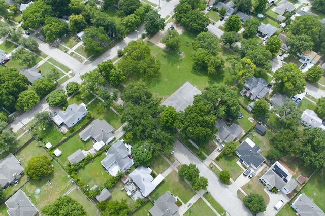 2234 E Rivera, Wichita, KS 67211