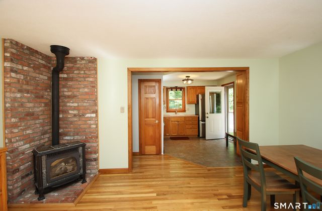 58 Lynn Road, Essex, CT 06442