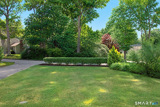 58 Lynn Road, Essex, CT 06442