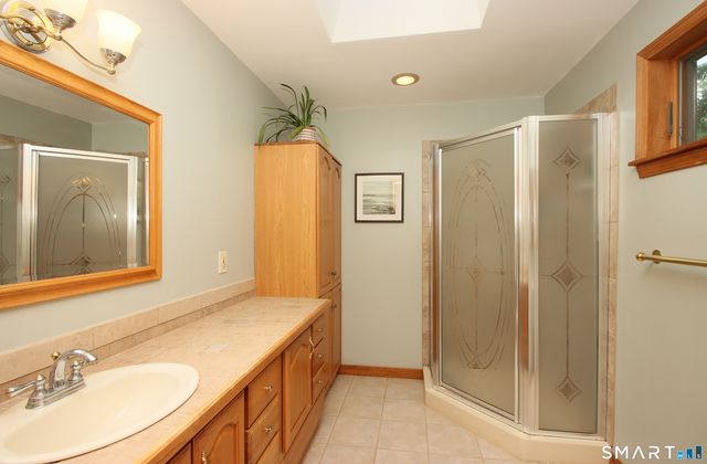 58 Lynn Road, Essex, CT 06442