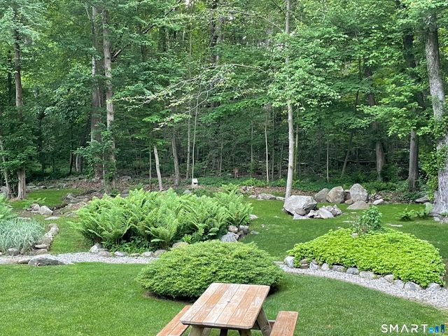58 Lynn Road, Essex, CT 06442