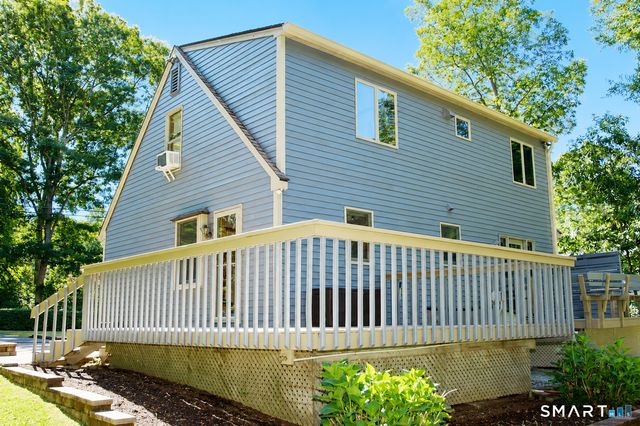 58 Lynn Road, Essex, CT 06442