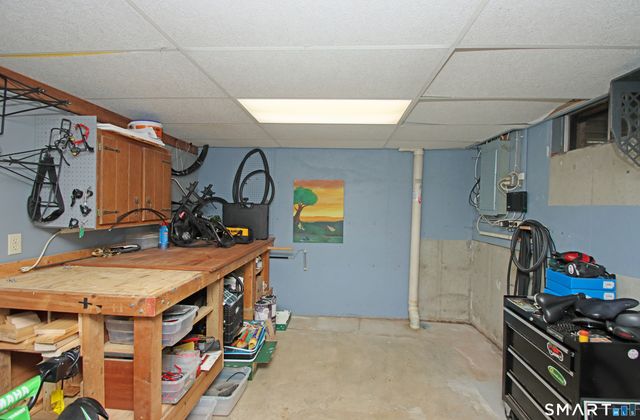 58 Lynn Road, Essex, CT 06442