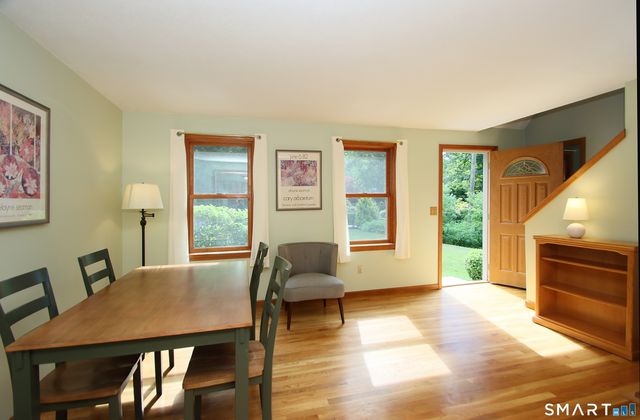 58 Lynn Road, Essex, CT 06442