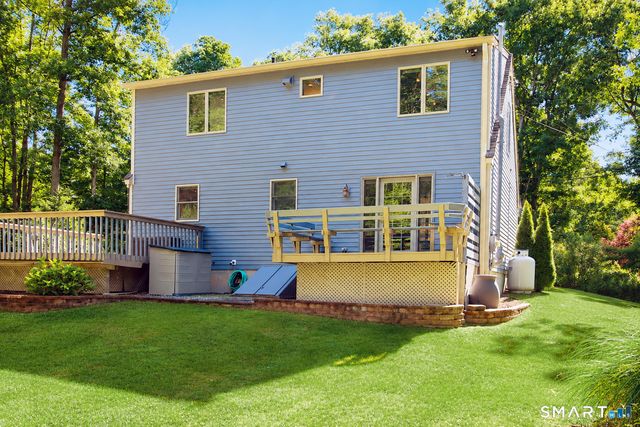 58 Lynn Road, Essex, CT 06442