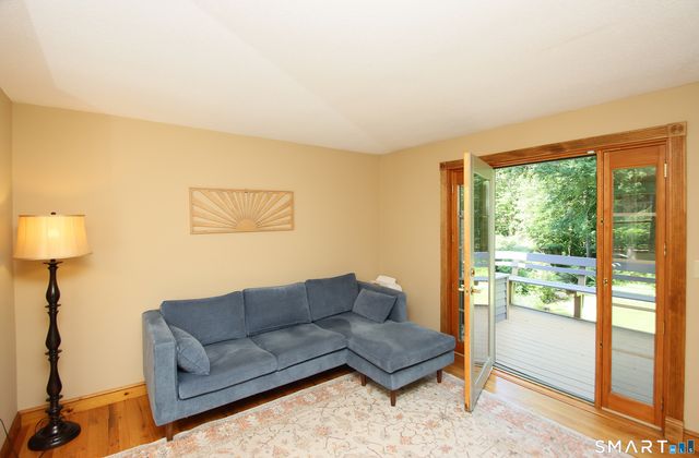 58 Lynn Road, Essex, CT 06442