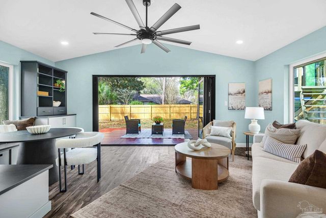 4141 Stringfield Dr, Pensacola, FL 32503