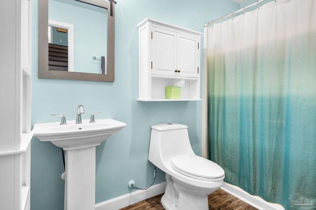 4141 Stringfield Dr, Pensacola, FL 32503