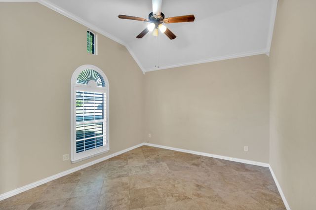 940 Mallory Drive, Waxahachie, TX 75167