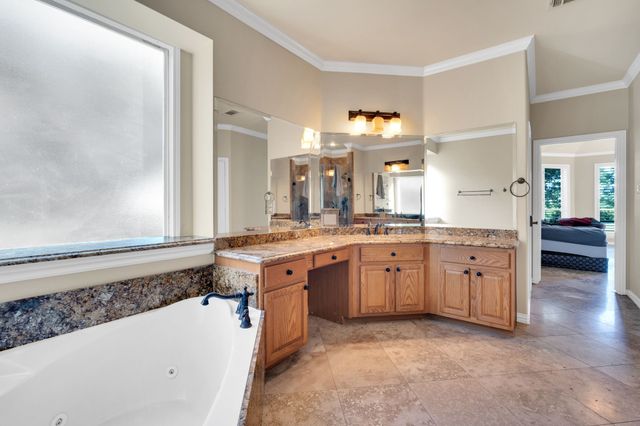 940 Mallory Drive, Waxahachie, TX 75167