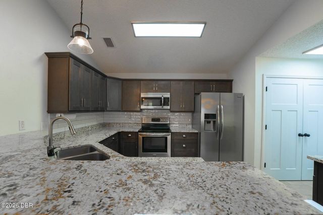 5483 Ward Lake Drive, Port Orange, FL 32128