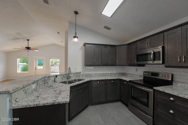 5483 Ward Lake Drive, Port Orange, FL 32128
