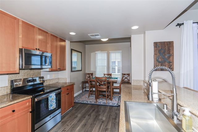 520 Lunalilo Home Road 6214, Honolulu, HI 96825