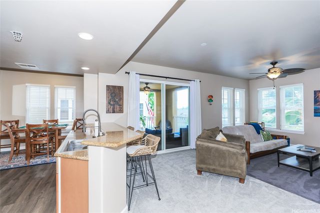 520 Lunalilo Home Road 6214, Honolulu, HI 96825