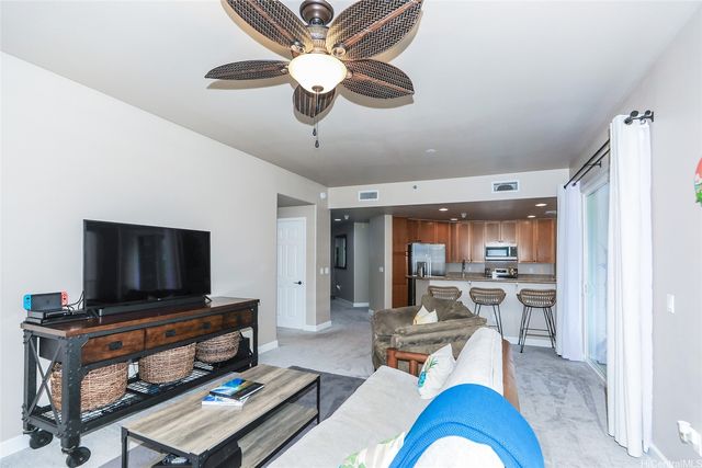 520 Lunalilo Home Road 6214, Honolulu, HI 96825