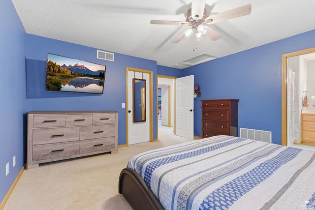 1812 Kingwood Drive, Manhattan, KS 66502