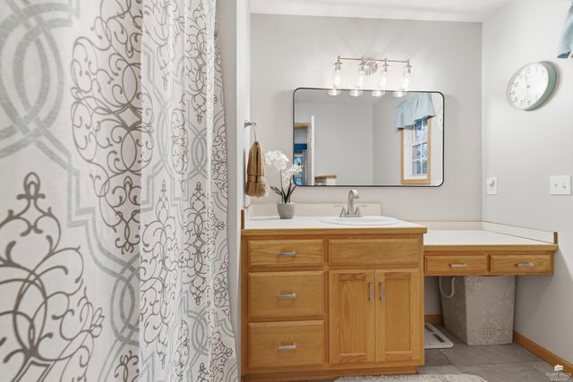 1812 Kingwood Drive, Manhattan, KS 66502