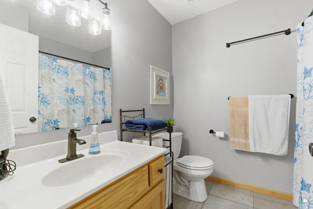 1812 Kingwood Drive, Manhattan, KS 66502