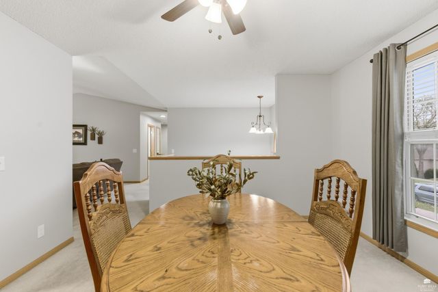 1812 Kingwood Drive, Manhattan, KS 66502