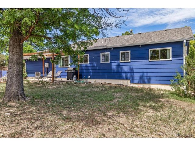 2003 S Idalia St, Aurora, CO 80013