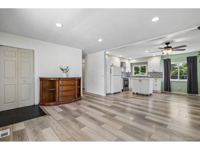 2003 S Idalia St, Aurora, CO 80013