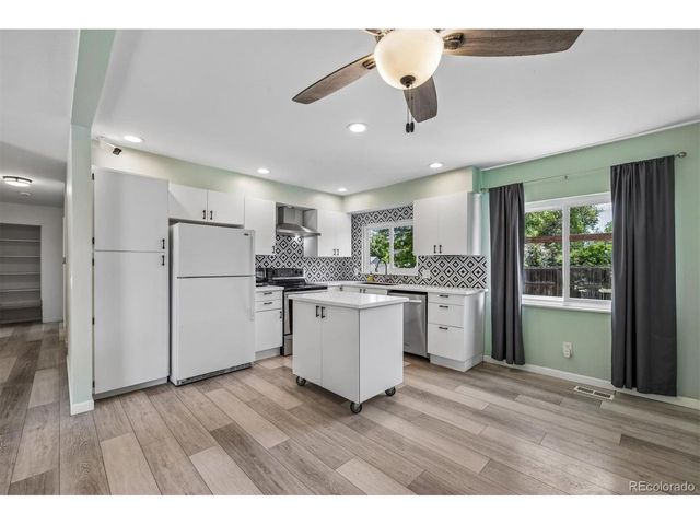 2003 S Idalia St, Aurora, CO 80013