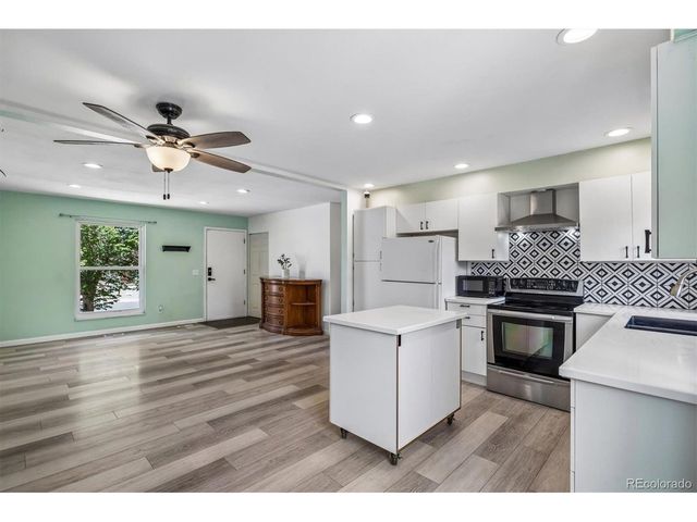 2003 S Idalia St, Aurora, CO 80013