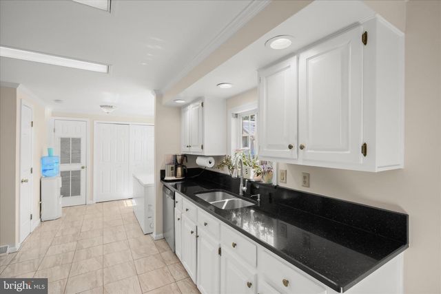 3325 ALLDAY RD, Huntingtown, MD 20639