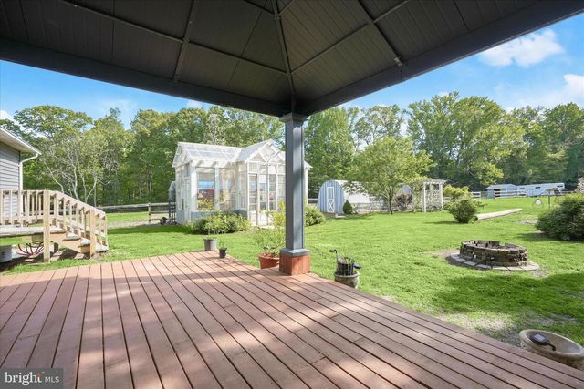 3325 ALLDAY RD, Huntingtown, MD 20639