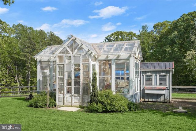 3325 ALLDAY RD, Huntingtown, MD 20639