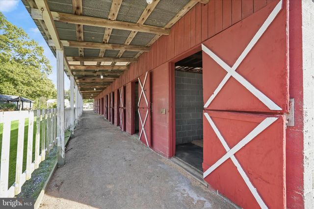 3325 ALLDAY RD, Huntingtown, MD 20639