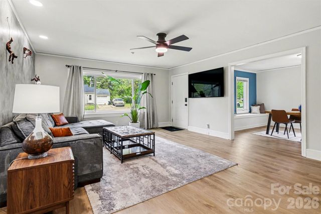 877 S Confederate Avenue, Rock Hill, SC 29730