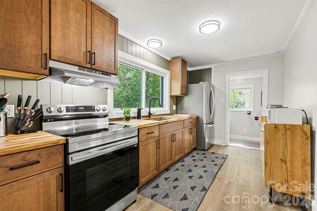 877 S Confederate Avenue, Rock Hill, SC 29730