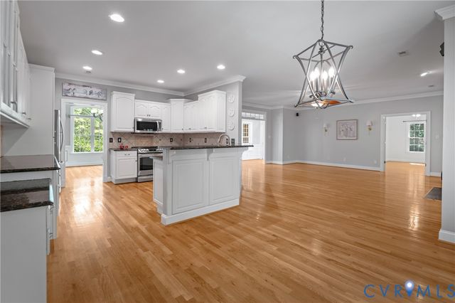 8919 First Branch Ln, Chesterfield, VA 23838